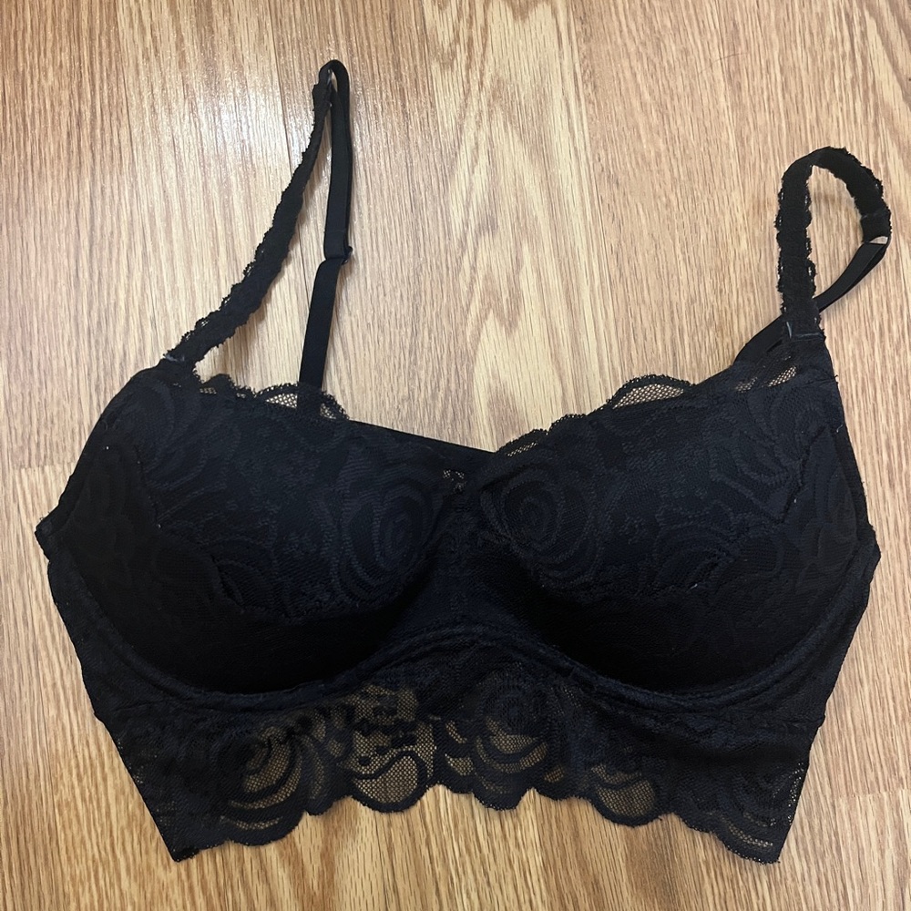 SOLD! Elsewhere Victoria Secret/Pink Bralette